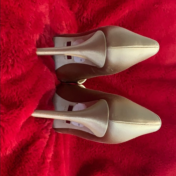 Badgley Mischka Evening Platform Heels - Picture 4 of 5